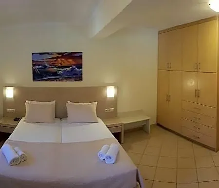 Angelica Hotel